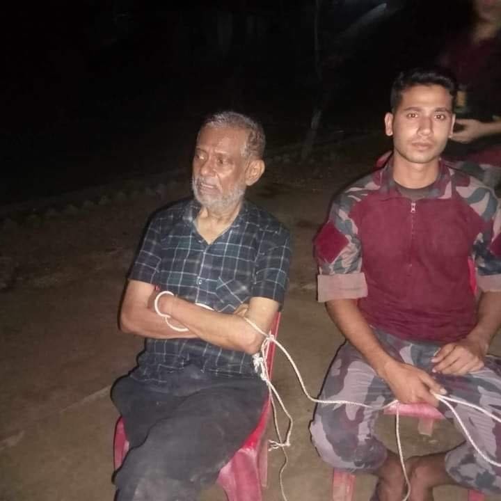 ভারতে পালানোর সময় সাবেক বিচারপতি মানিক গ্রেপ্তার (ভিডিও)